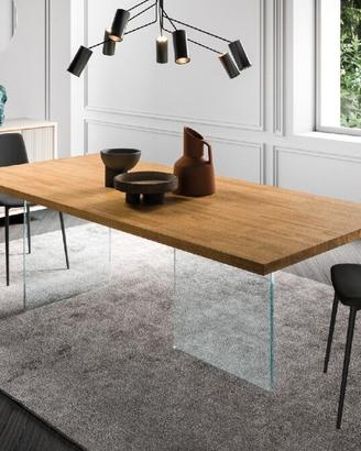 Tavolo Legno con gambe in vetro