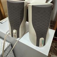 Computer in ottime  condizioni con casse