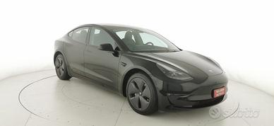 TESLA Model 3 Long Range Dual Motor AWD (530 km