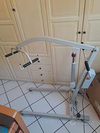 Sollevatore per disabili/anziani + 2 imbracature