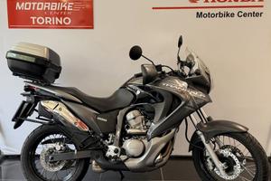 Honda Transalp XL 700 V .