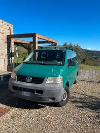 Pulmino Volkswagen Transporter 2.5 TDI