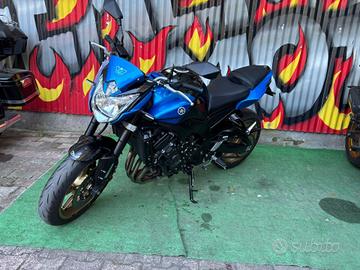 YAMAHA FZ8 FINANZIABILE NO ANTICIPO NO BUSTA PAGA