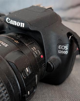 Canon 1200d più ottica  efs24 più ef 70-300 