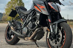 Ktm superduke 1290 r