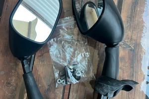 Specchietti tmax 500