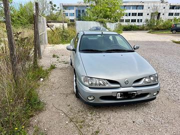 RENAULT Mégane/Scénic 1ª s. - 1998