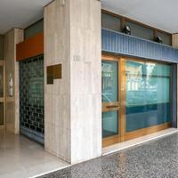 NEGOZIO DALL'ALTA VISIBILITà