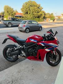 Cbr 650 r e-clutch 2024