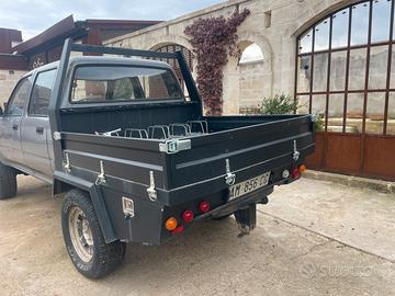 Cassone posteriore hilux ln 105