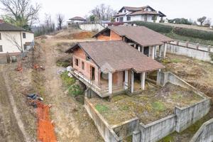 BIFAMILIARE A ARIGNANO