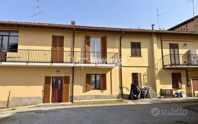 LUMINOSO BILOCALE AL PRIMO PIANO