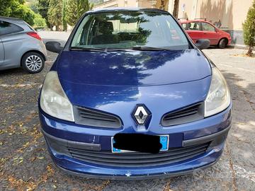 Renault Clio 3 serie 1.5 dci