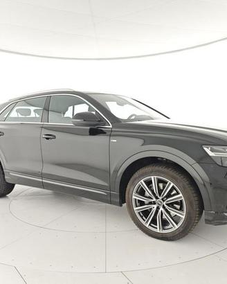 Audi Q8 45 TDI quattro tiptronic Sport
