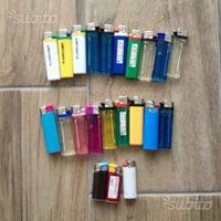 Gruppo di 31 accendini NUOVI