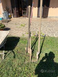 strumenti da lavoro per giardino