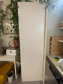 Mobile ikea bianco