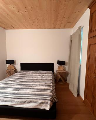 Letto matrimoniale (struttura e materasso)