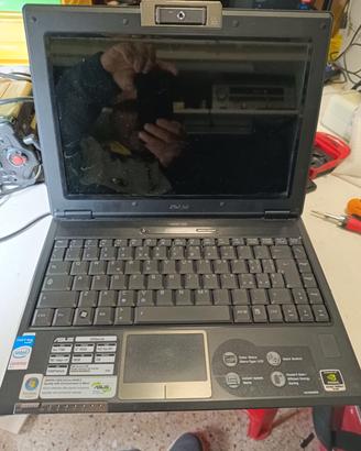 PC portatile Asus x20s. (leggi bene)