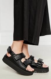 INUIKII Sandali Puffer in nappa