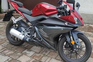 Yahama YZF R125