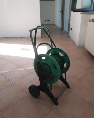 tubo x giardino con carrellino x avvolgerla