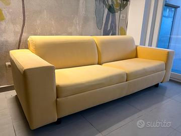 Divano letto a ribalta