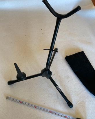 supporto per saxofono