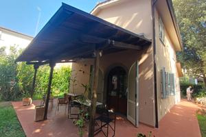 Villino libera su 4lati
