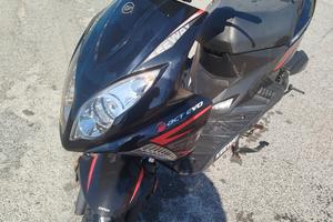 scooter keeway modello F-act 50 evo