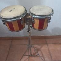 bonghetti di legno con treppiedi