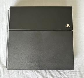 PlayStation 4 + 2 controller e giochi