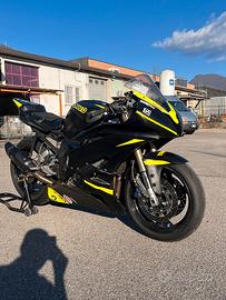 Yamaha YZF R6 pronto pista