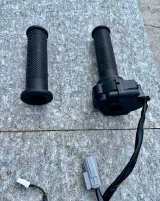 Manopole Ducati Multistrada V2 S