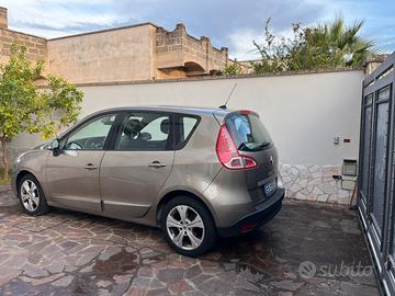 Renault Scenic 1.5 dci
