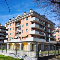 MONOLOCALE A CORMANO