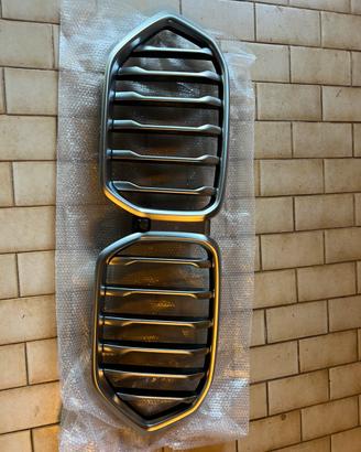 Griglia anteriore originale BMW X6 G06 2022