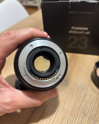 Fujifilm 23mm F/1.4 r prima versione e