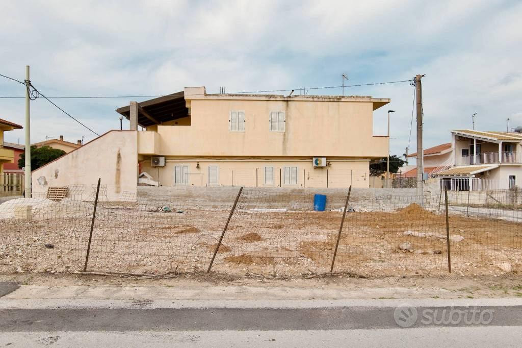 Terreno di 352 m² a Santa Croce Camerina - Vista 3