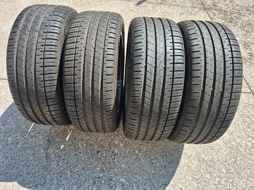 4 Gomme  215 / 45 / R 17  Estive 