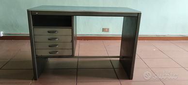scrivania da ufficio vintage 
