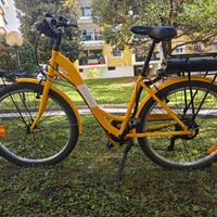 Bici elettrica MYLAND City 26″ praticamente nuova