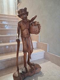 Scultura Vintage in Legno Intagliato a Mano 