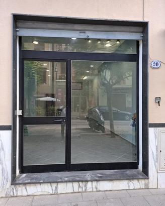Locale commerciale negozio