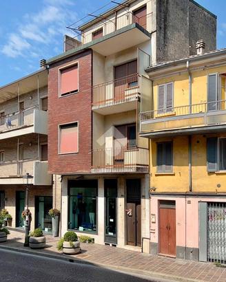 CASA SEMINDIPENDENTE A BRONI