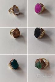 Anelli scenografici con pietre 