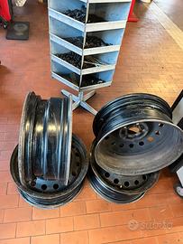 Set 4 cerchi adatti a Nissan e Renault
