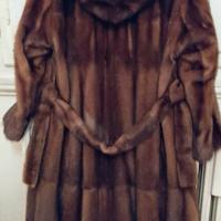 Cappotto di visone maschio con cappuccio 