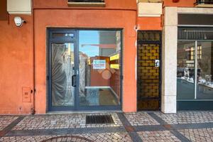 NEGOZIO A PIACENZA