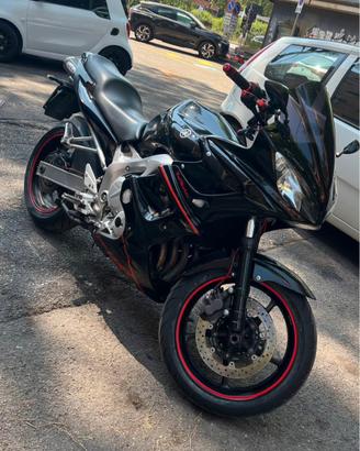 Yamaha Fazer 600 sport